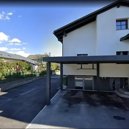 Apartma Bernard *